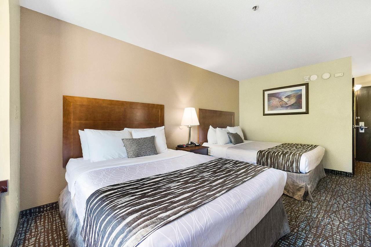 Surestay Plus Hotel By Best Western Роклін Екстер'єр фото
