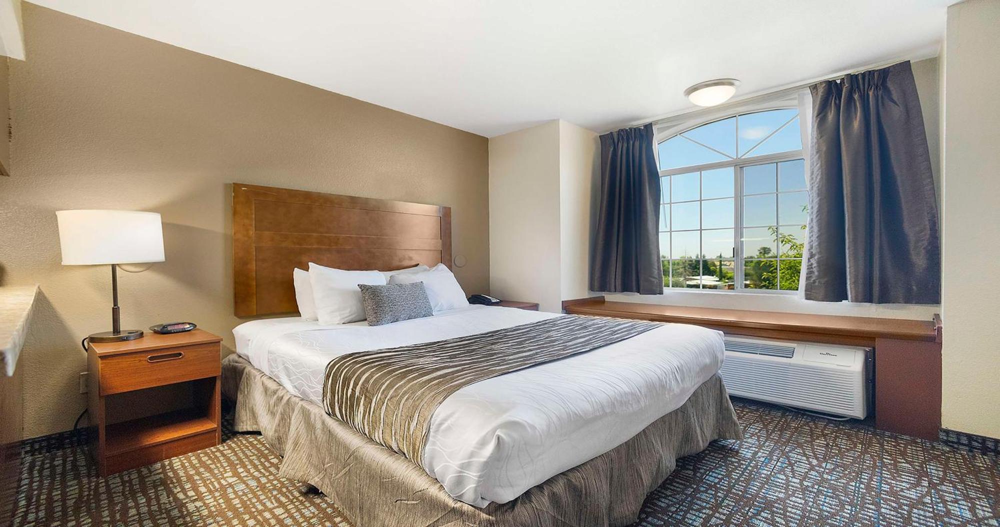 Surestay Plus Hotel By Best Western Роклін Екстер'єр фото