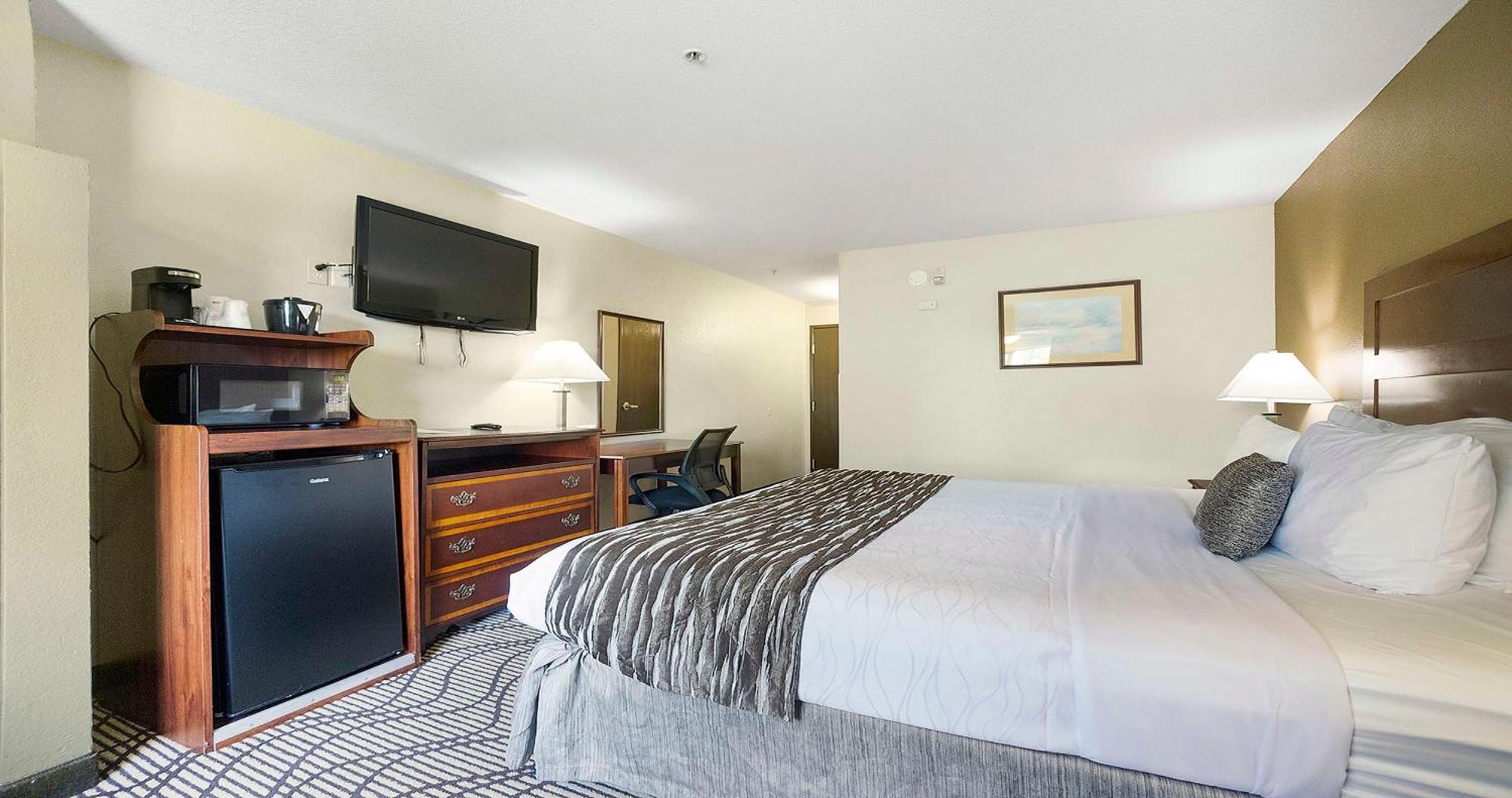 Surestay Plus Hotel By Best Western Роклін Екстер'єр фото